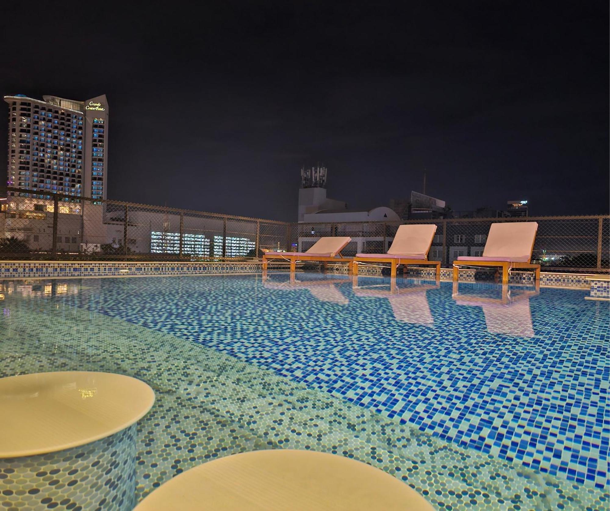 XQ Pattaya Hotel Bagian luar foto